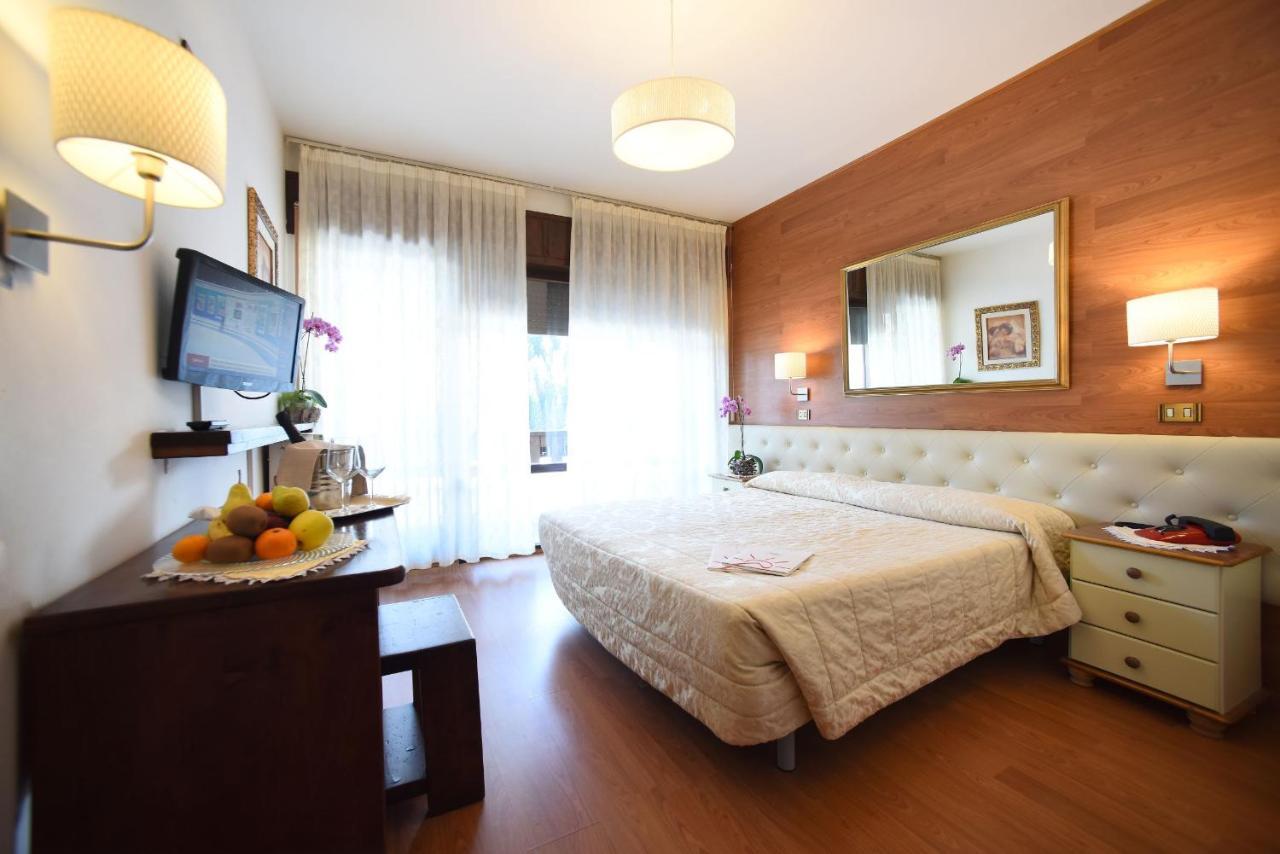 ואל די זולדו Hotel Corona מראה חיצוני תמונה