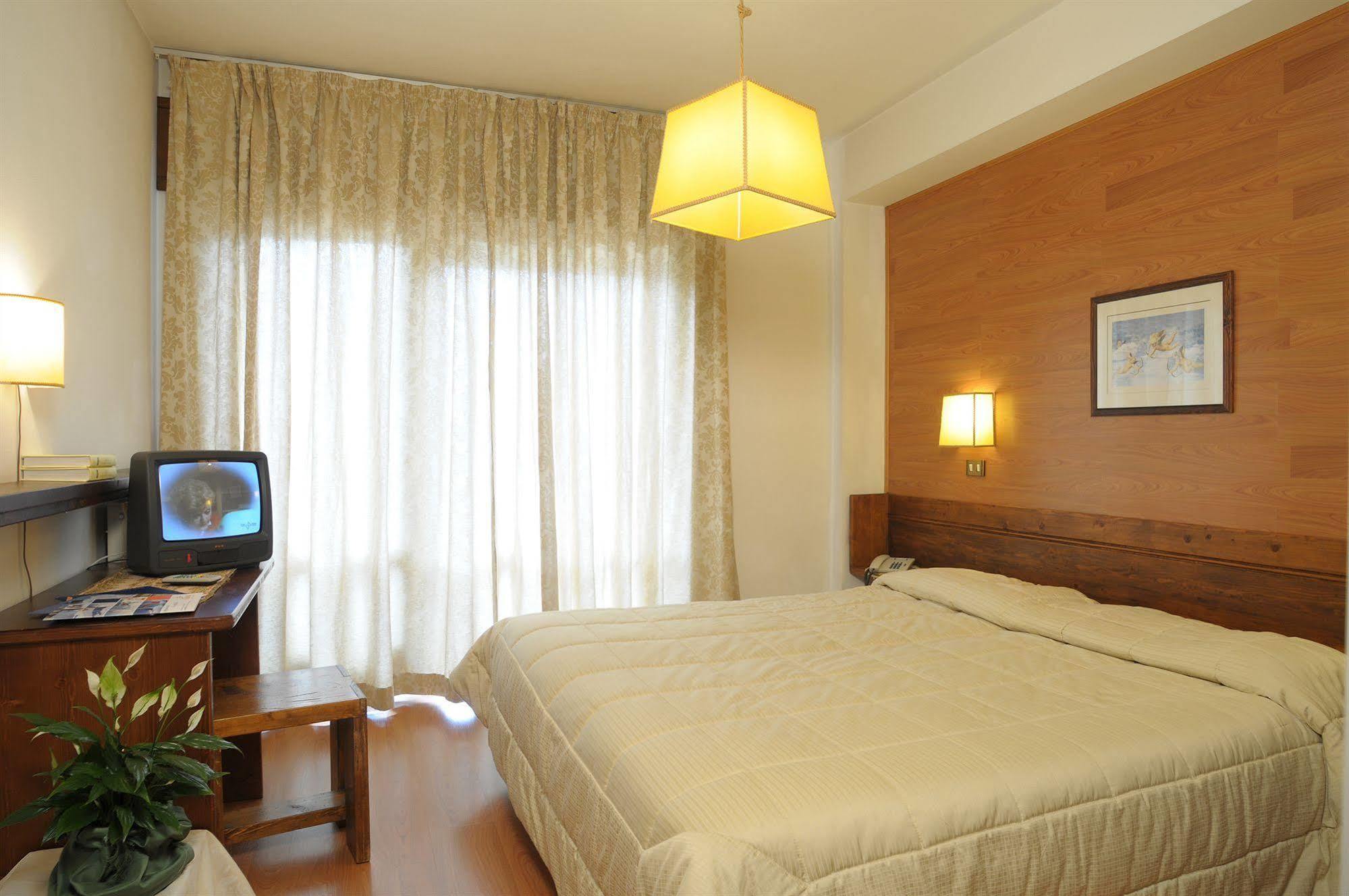 ואל די זולדו Hotel Corona מראה חיצוני תמונה